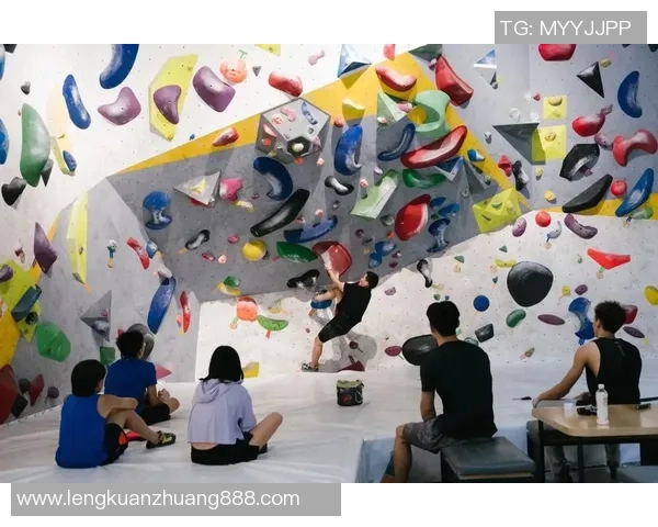 武汉攀岩队创新快攻战术引领攀岩运动新潮流与发展趋势探讨 武汉攀岩队创新快攻战术引领攀岩运动新潮流与发展趋势探讨